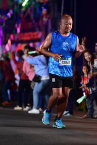 BIB: 181, 43945
                            <button type="button" onclick="openModal(20784027)" class="btn btn-primary btn-sm float-right btn-popup" data-toggle="modal" data-target=".modal-high-quality">
                        <i class="fas fa-shopping-cart"></i> Add to Cart
                    </button>
                                            <button type="button" onclick="isThisMe(20784027, true)" class="btn btn-success btn-sm float-right btn-popup btn-isme hidden" data-toggle="tooltip" data-placement="bottom" title="นี่คือรูปของคุณใช่ไหม คลิกที่นี่เพื่อเอาเข้าอัลบั้ม">
                        <i class="fas fa-plus"></i> Add to album
                    </button>
                    <button type="button" onclick="isThisMe(20784027, false)" class="btn btn-warning btn-sm float-right btn-popup btn-isnotme hidden">
                        <i class="fas fa-ban"></i> Remove from album
                    </button>